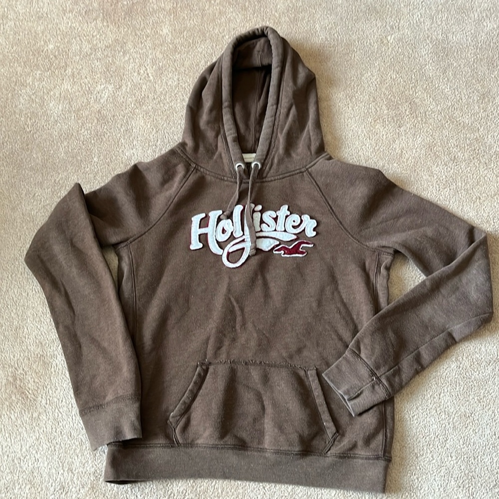 YXL Hollister Brown fleece drawstring hoodie, super soft, white w maroon letters